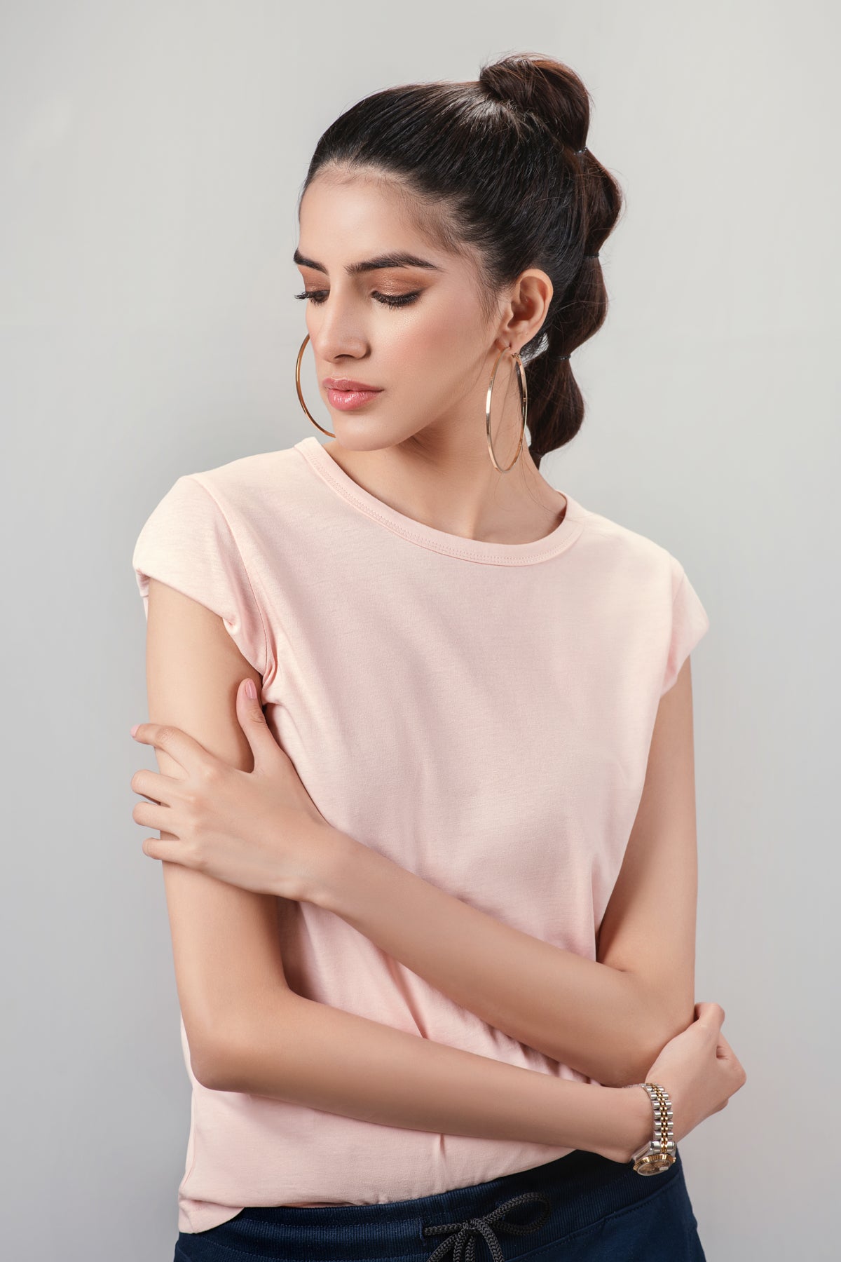 Essential Crew Neck Tee